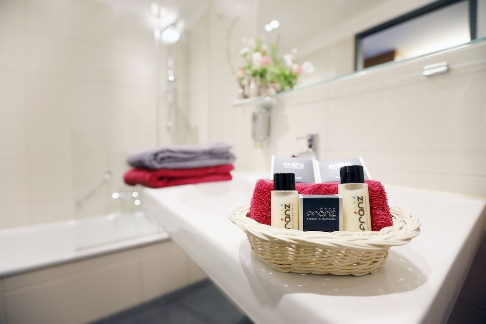 TOP EMBRACE Hotel Franz Essen Double Room, Non Smoking 4