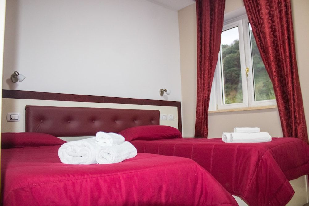 Hotel Ristorante La Mimosa Superior Double Room 4