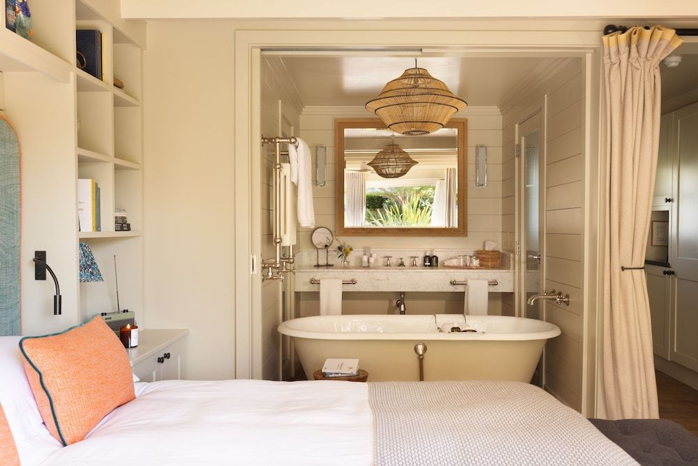 The Gallivant Luxury Double Room, 1 King Bed, Garden View 3