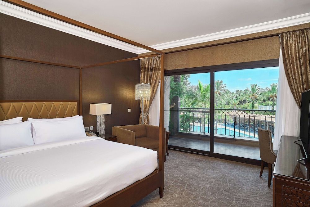 Suite, 1 King Bed, Non Smoking, Pool View