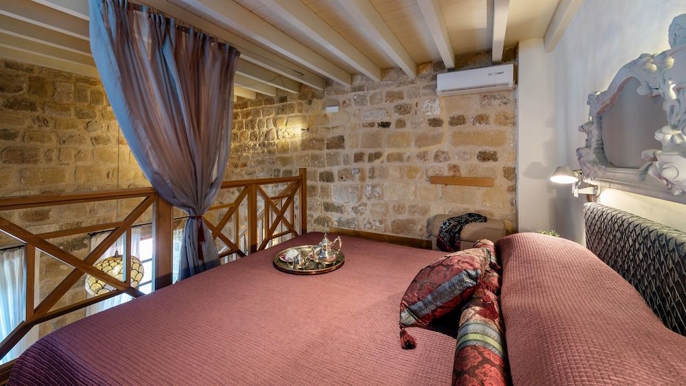Romantic Suite (DENIZ)