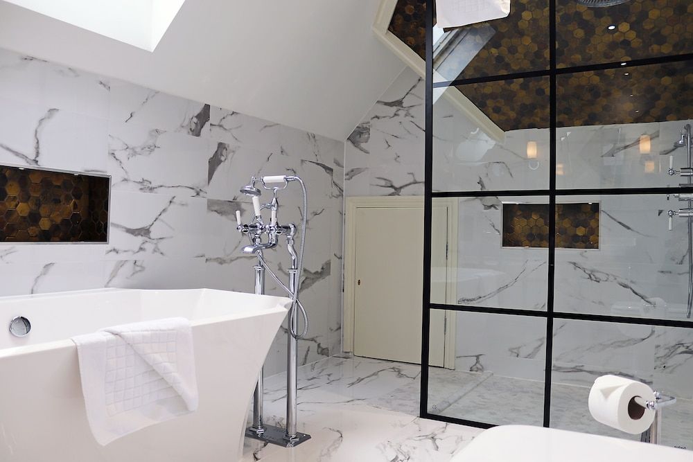 Fredrick's Hotel Restaurant & Spa Executive Suite 3