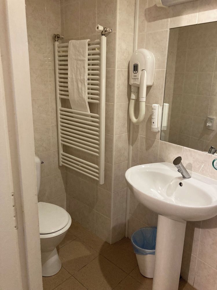 Hôtel des ducs Comfort Room 8