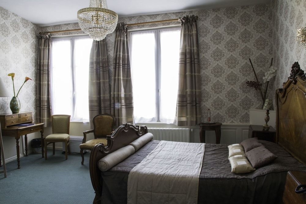 Hotel de la Banniere de France Single Room 3