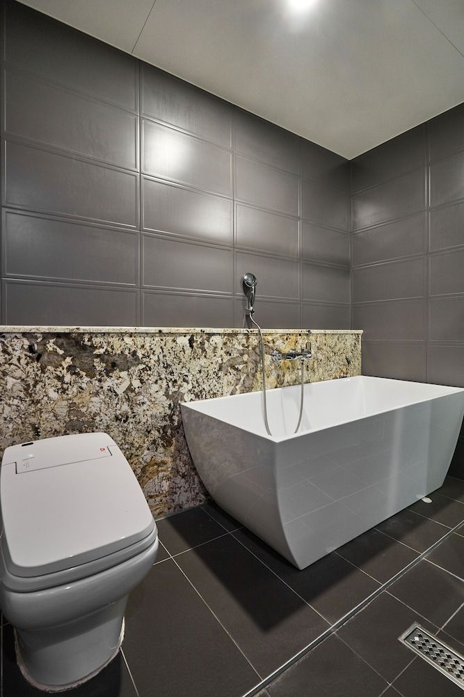 Koryo Hotel Double Room 9