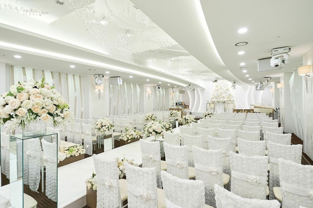Indoor wedding