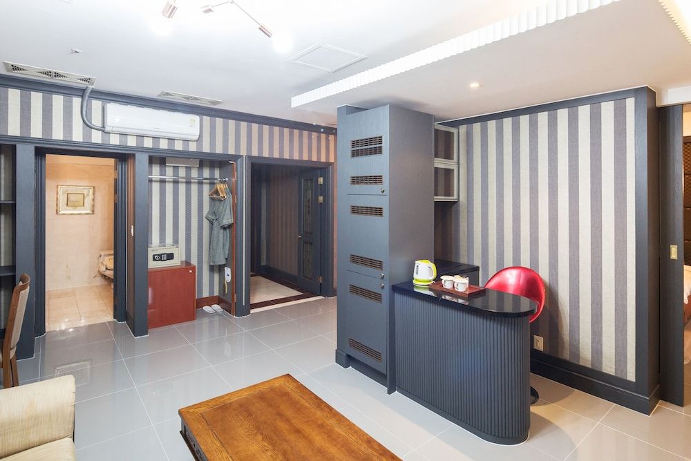 Koryo Hotel Royal Suite 5