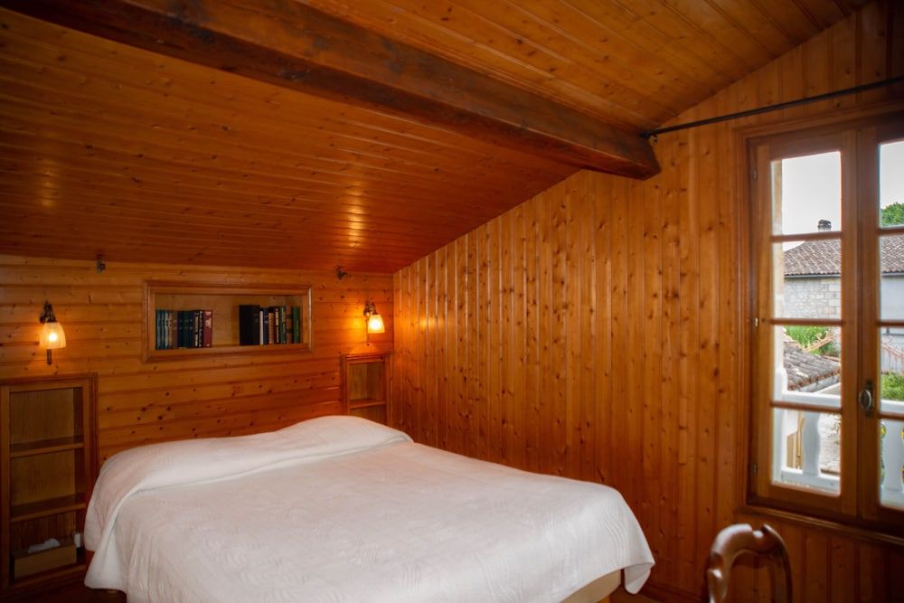 Standard Double Room, Private Bathroom, Garden View