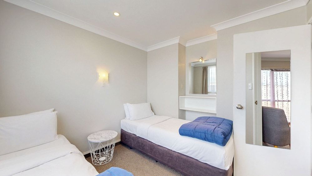 Albatross Motel Two Bedroom Apartment