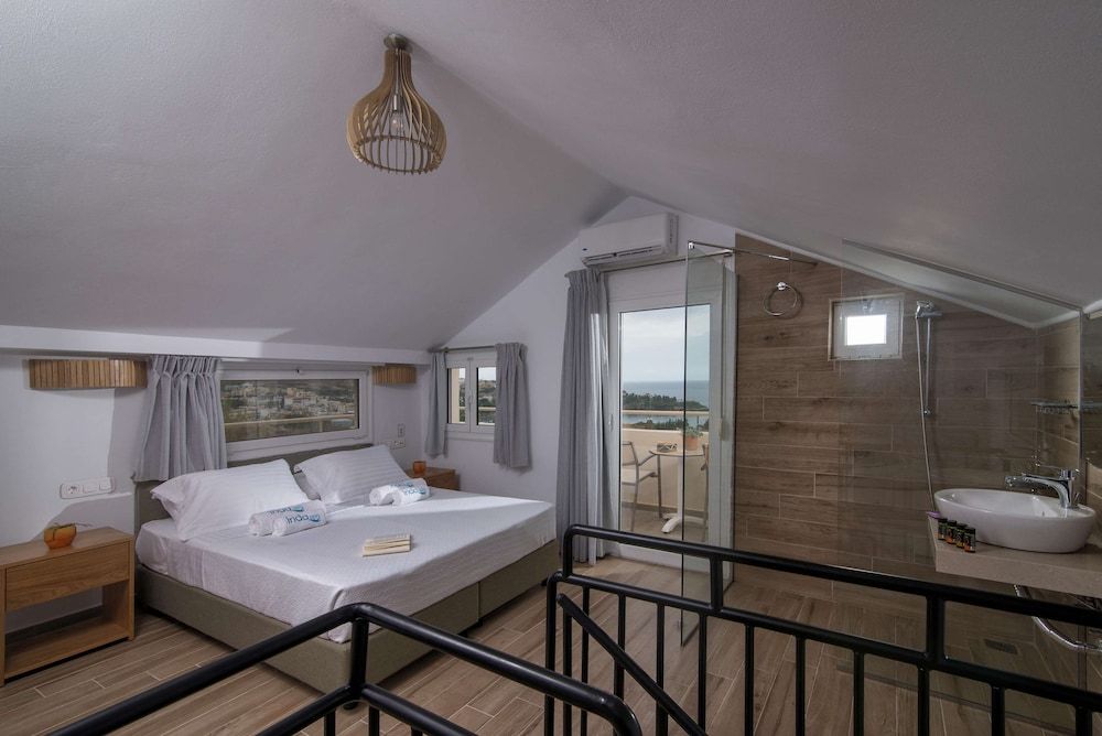 Gardens Maisonette Sea View