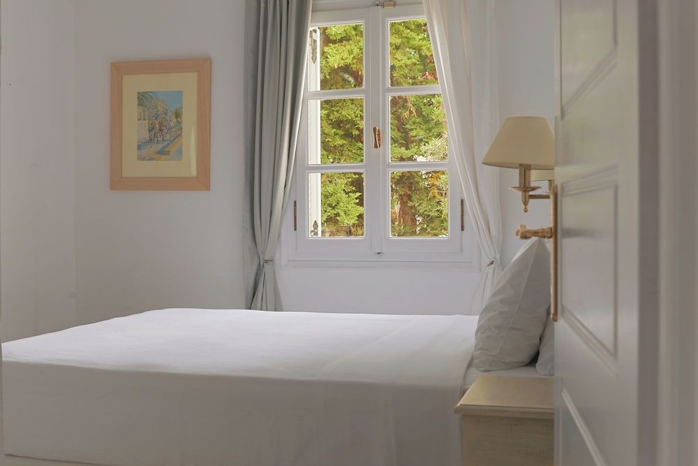 Apartment, 2 Bedrooms, Pool View