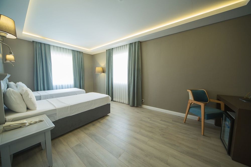 Semsan Hotel Standard Double Room