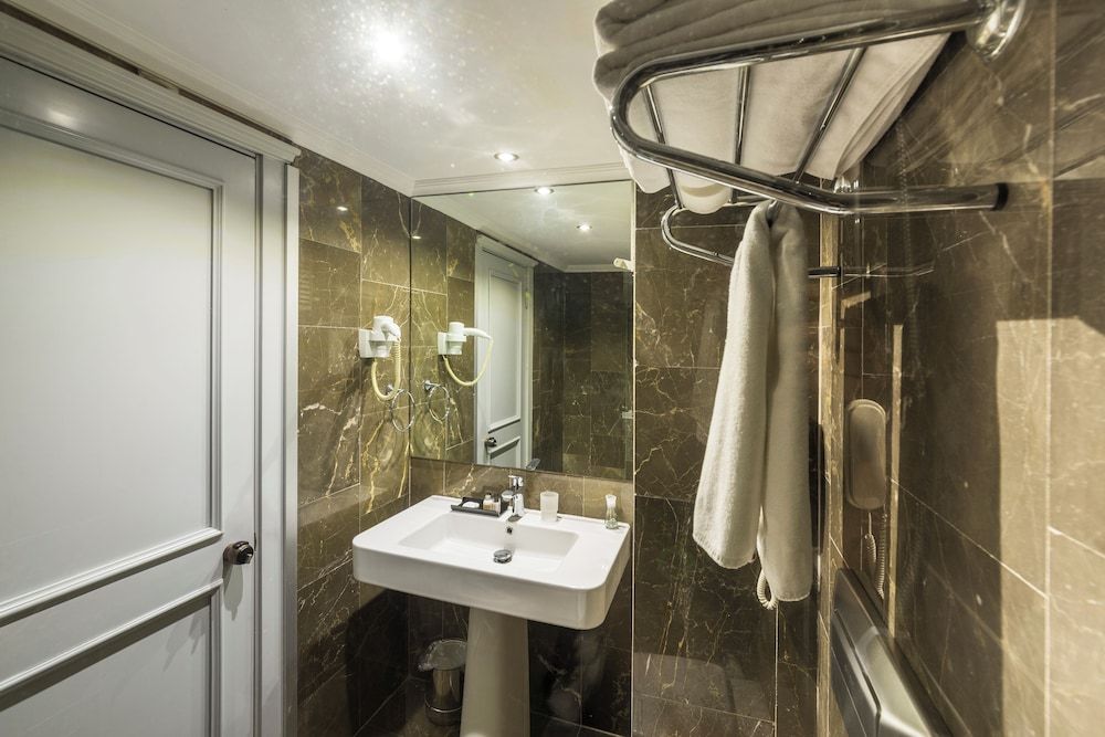 Semsan Hotel Standard Twin Room, 1 Bedroom 10