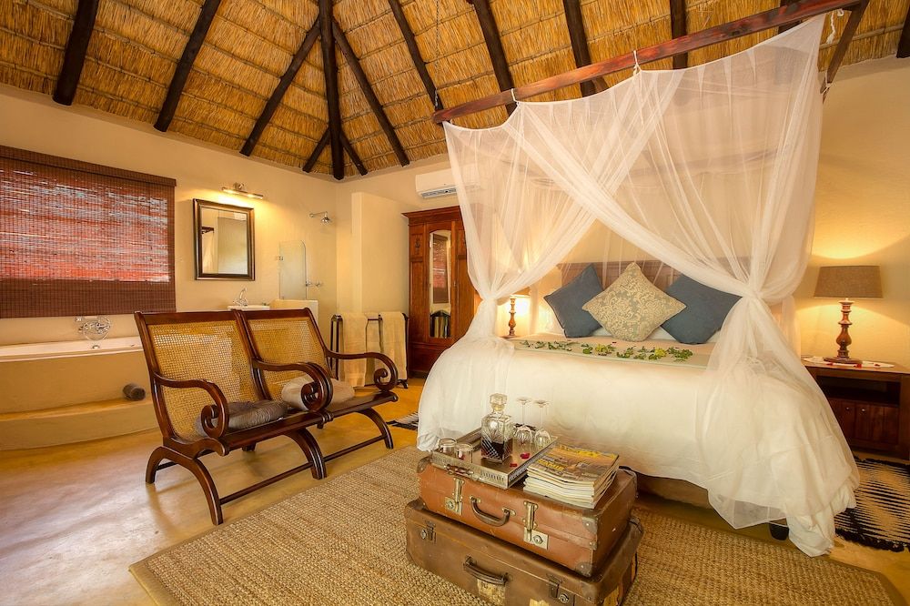 Luxury Suite (Bush)