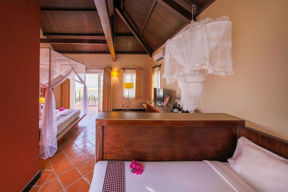 Family Twin Room
