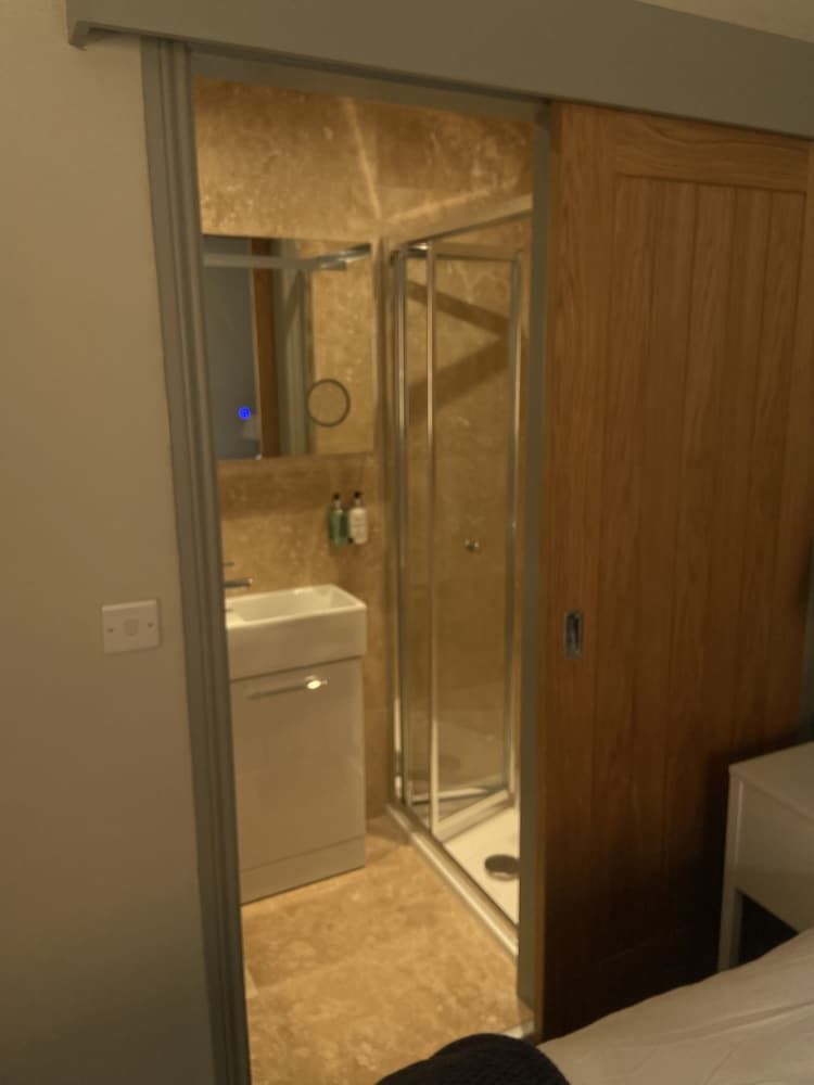 Durham City Cottages Cottage, Ensuite, Courtyard View (Spacious) 9