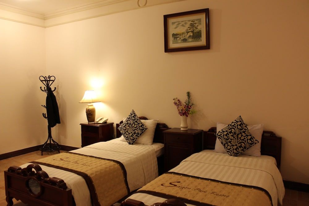 Saigon Park Resort Deluxe Twin Room 3