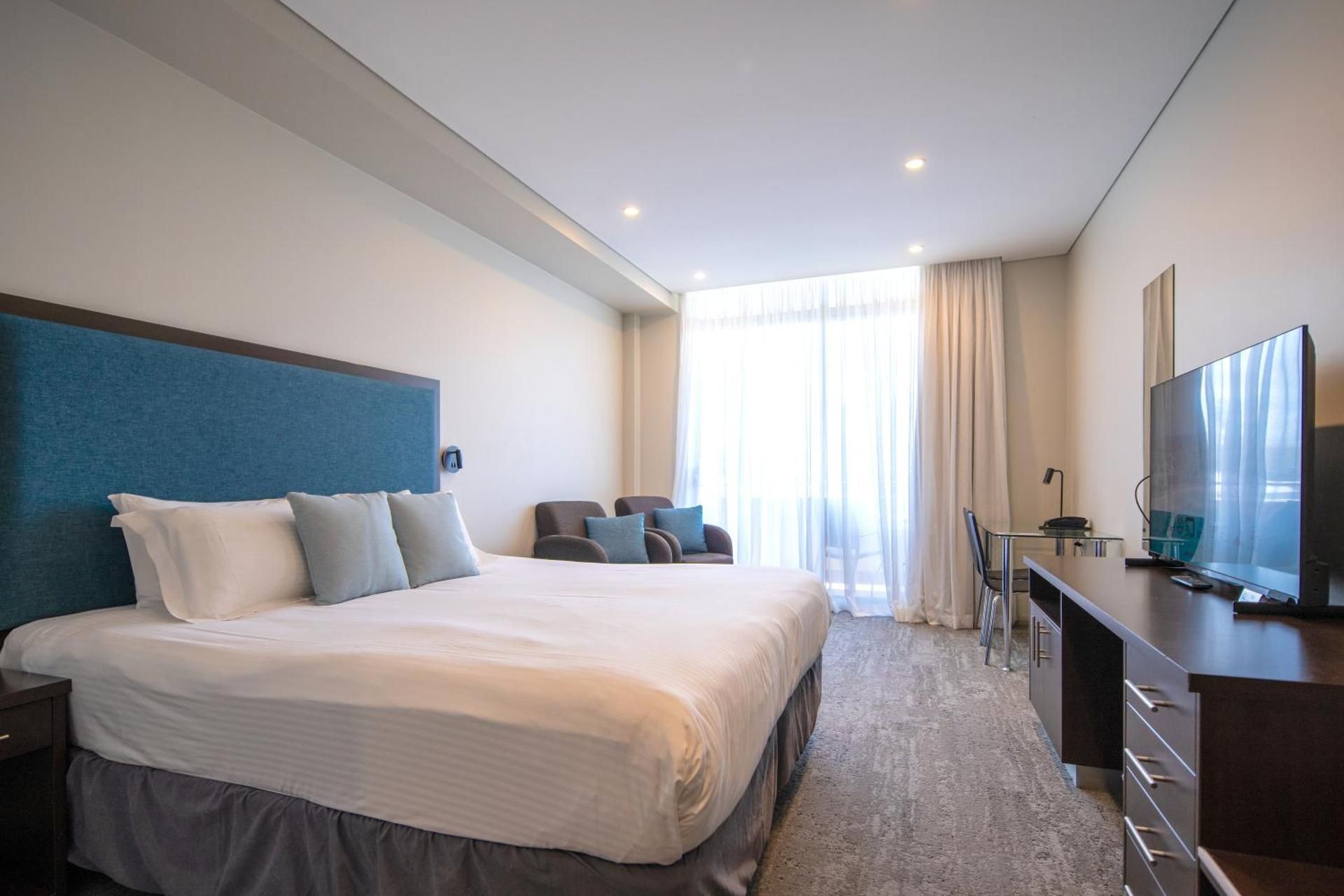 Queen Room with Balcony