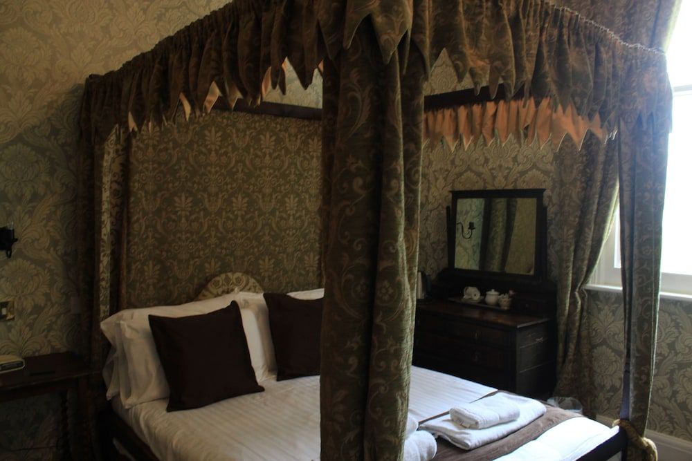 Headlands Hotel Double Room, Garden View 2