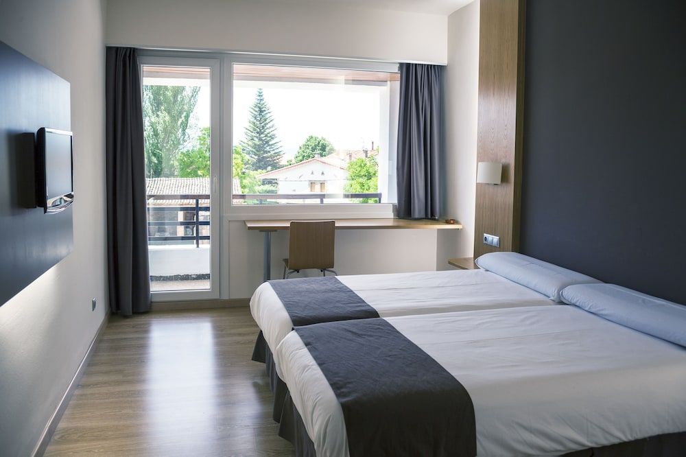 Hotel Jatorrena Double Room 2