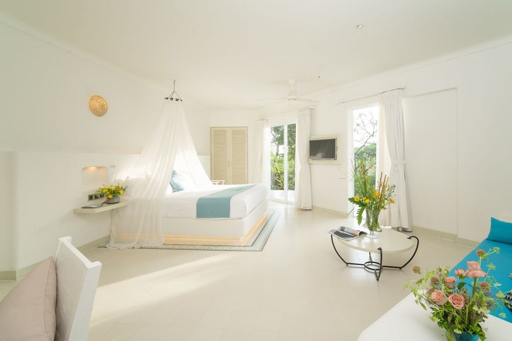 Pavillion Bungalow Double