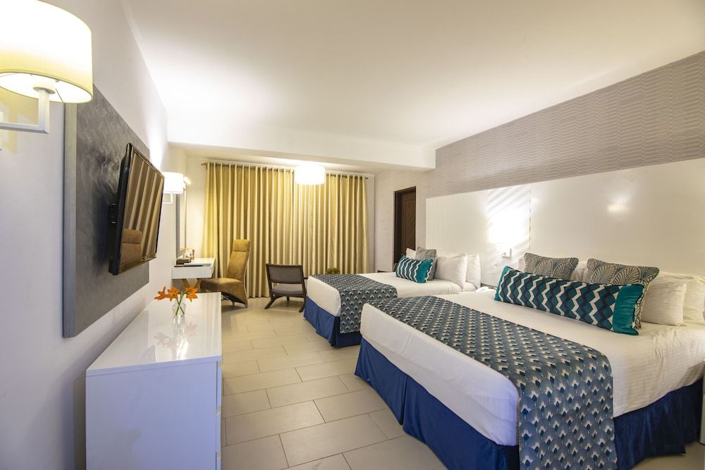 Leopard Beach Resort & Spa Deluxe Room, Terrace 2