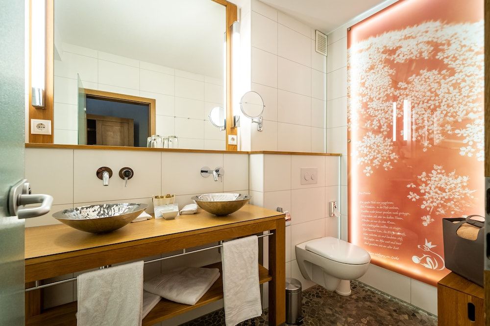 Waldhotel Tannenhäuschen Executive Double Room 5