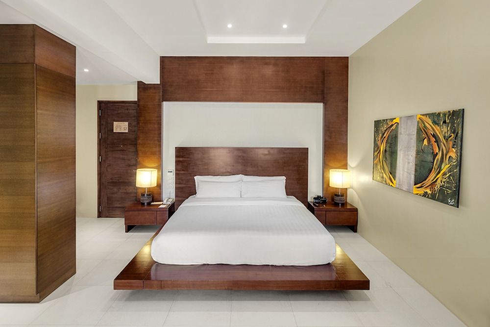 Kandaya Resort Deluxe Room 2