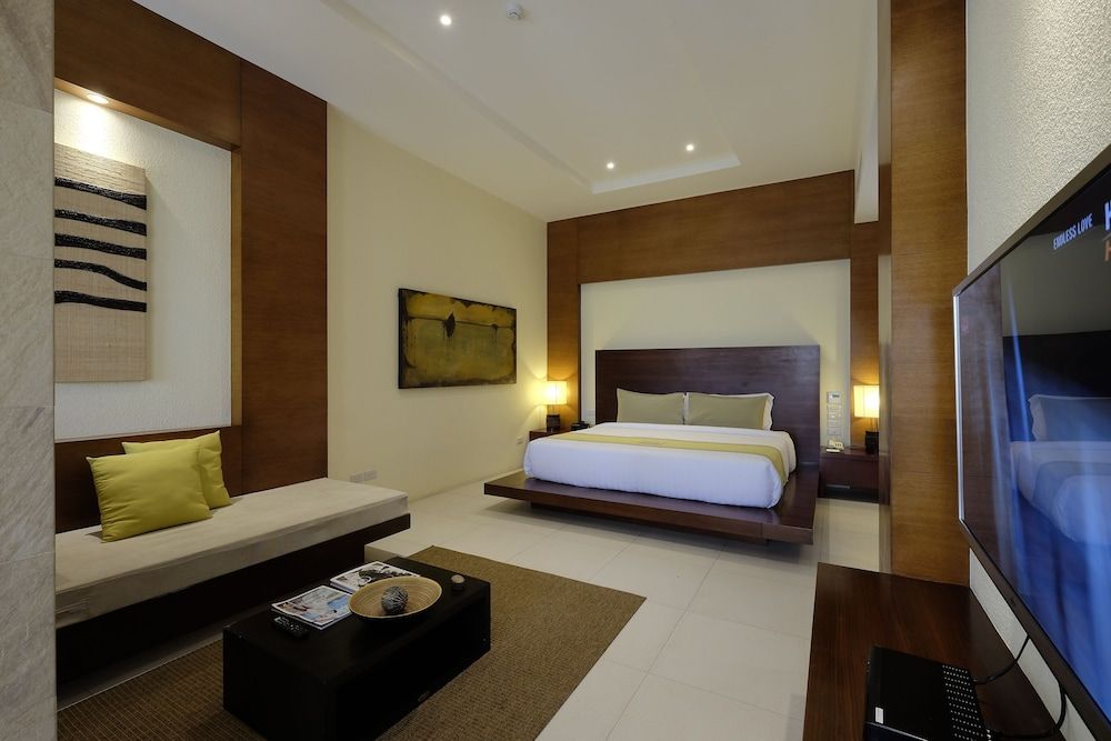 Kandaya Resort Deluxe Room