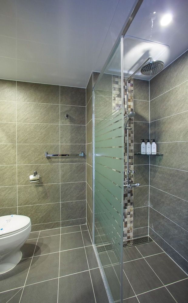 Harmony Hotel Standard Double Room 3