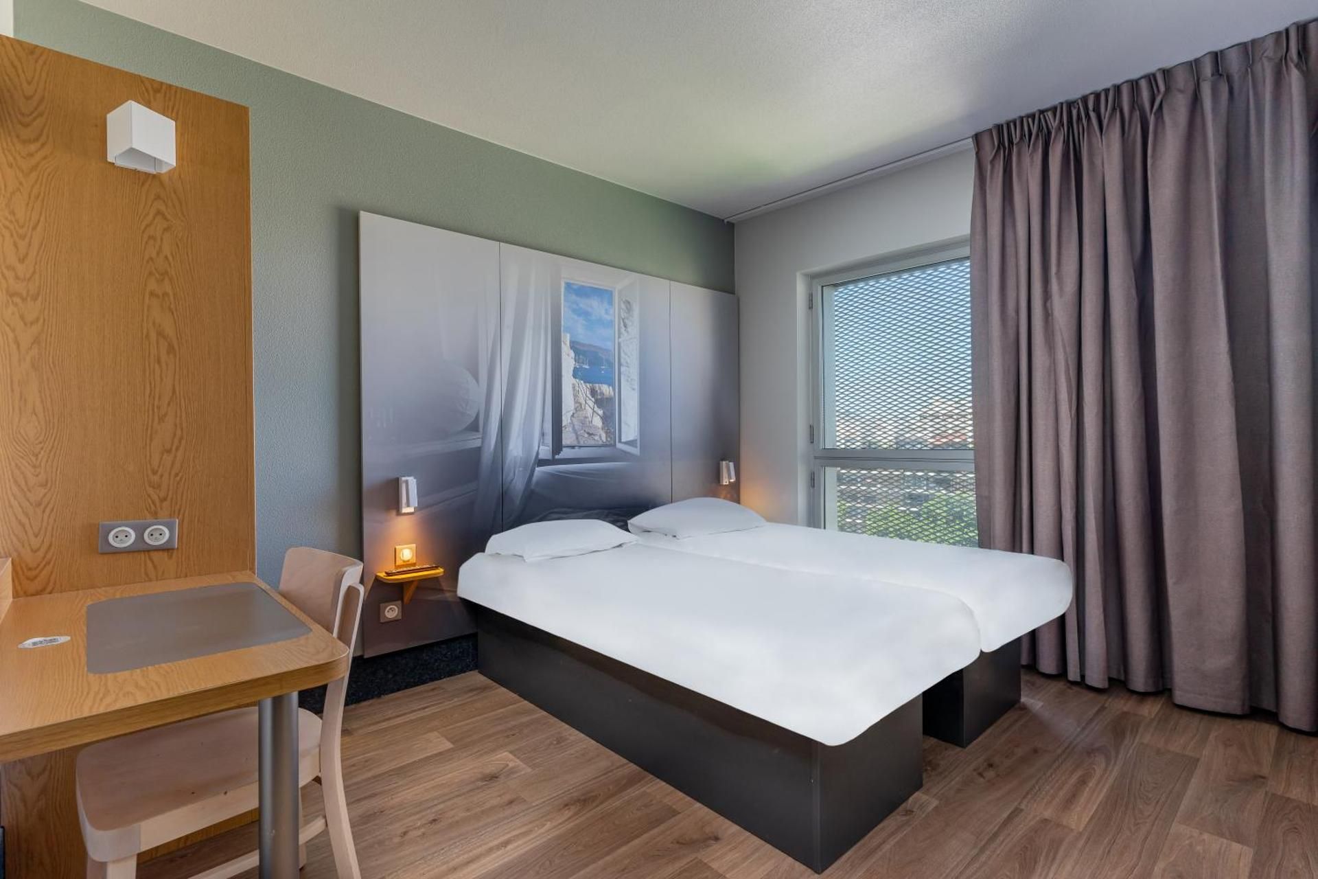 B&B HOTEL Marseille Euromed Twin Room 4