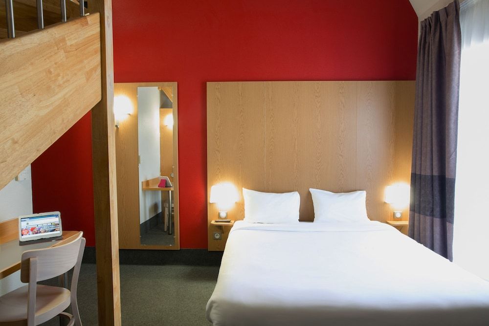 undefined B&B HOTEL Marseille Euromed 5