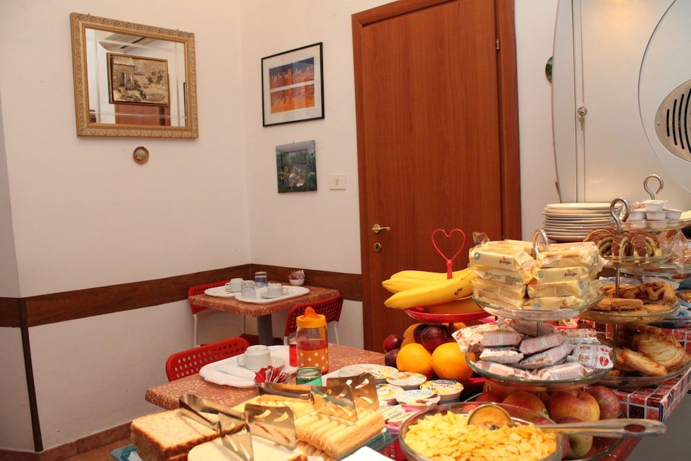 undefined B&B Millyhouse 8