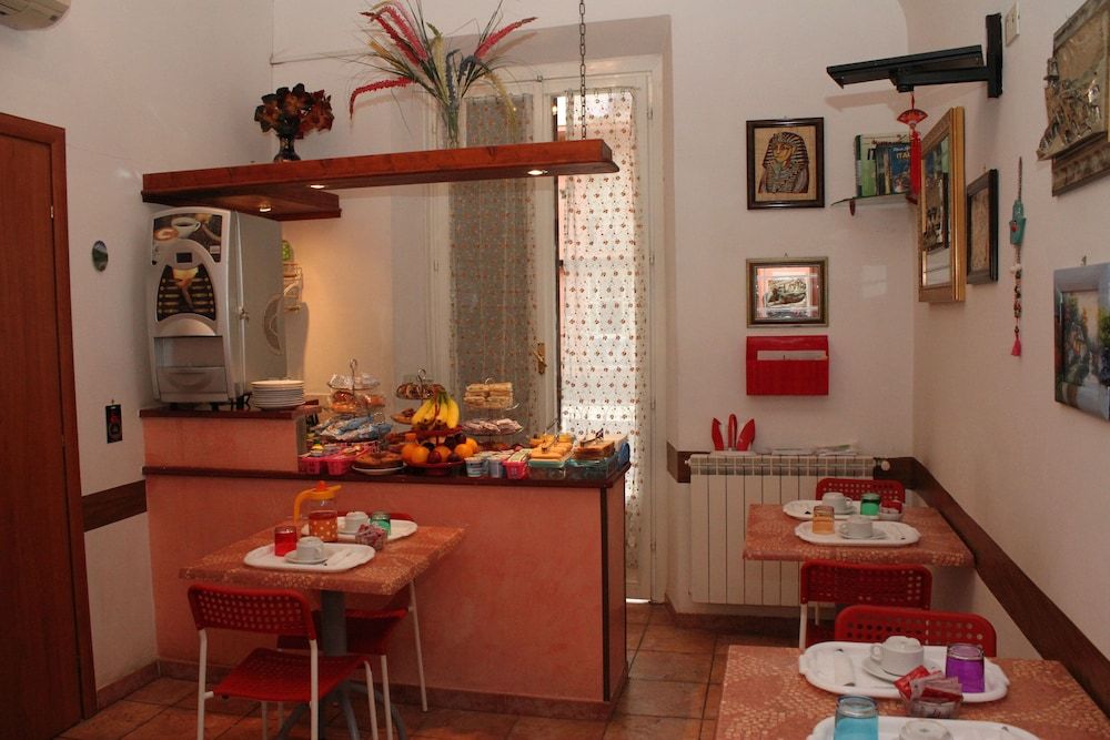 undefined B&B Millyhouse 7