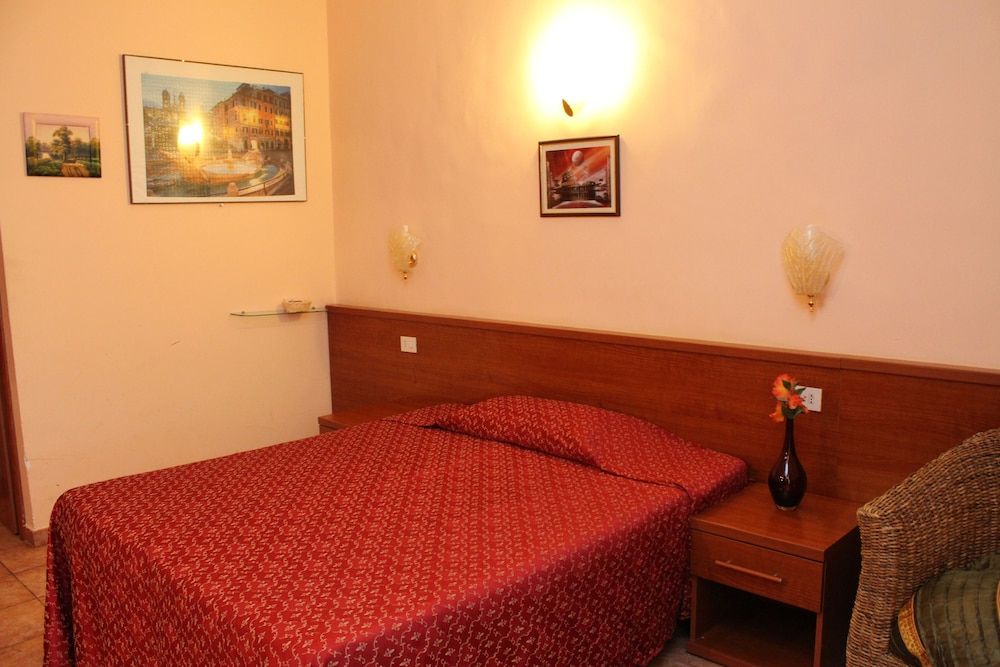 undefined B&B Millyhouse