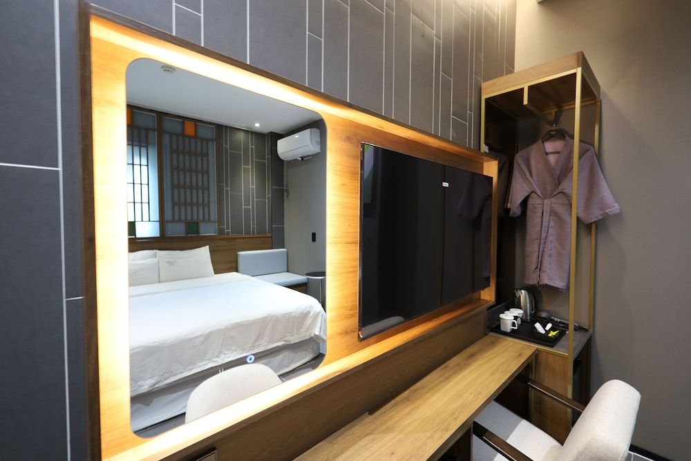 undefined Hotel Almond Busan Station 2