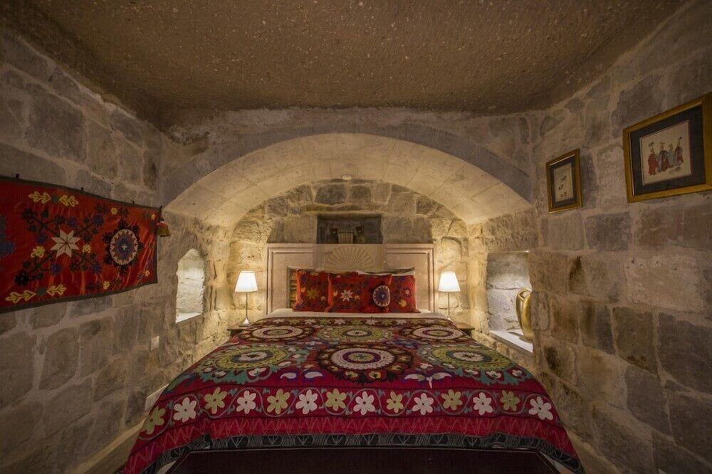 Ansia Hotel Cave Room 3