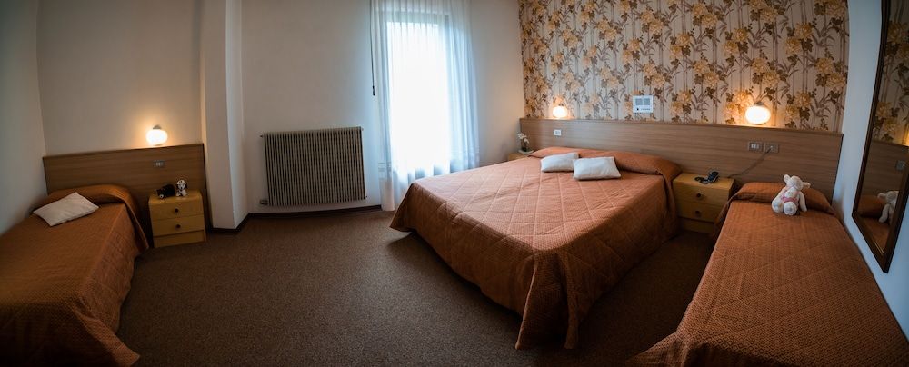 Economy Quadruple Room