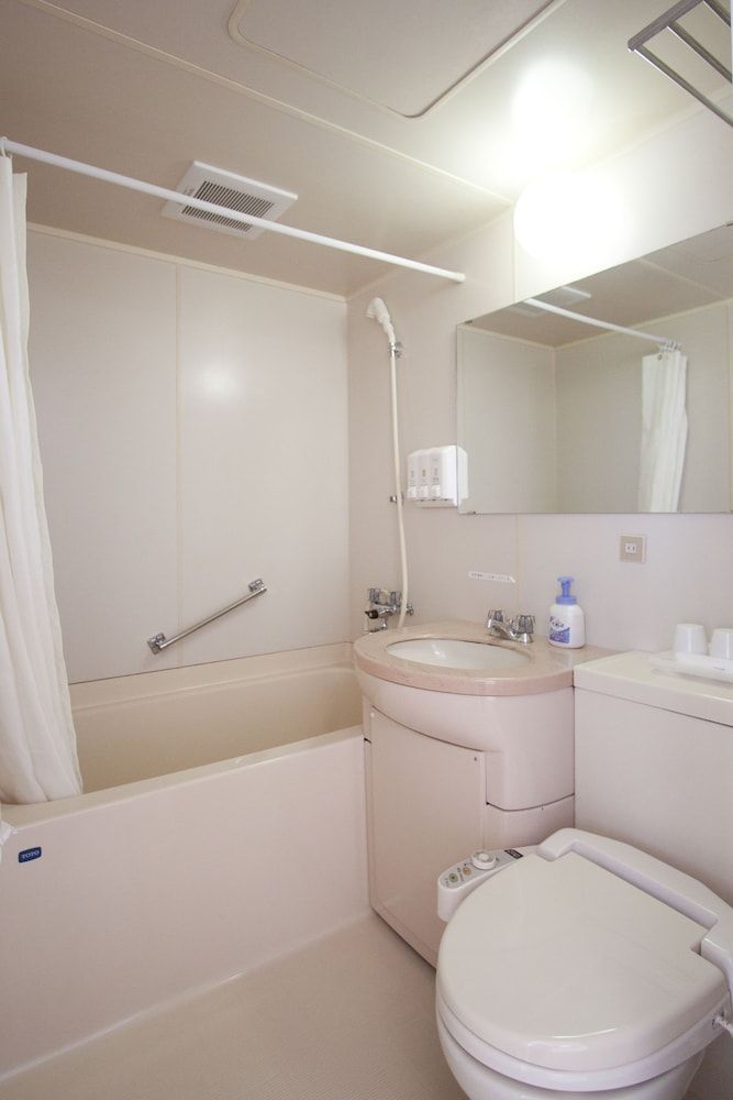 Standard Single Room, Smoking