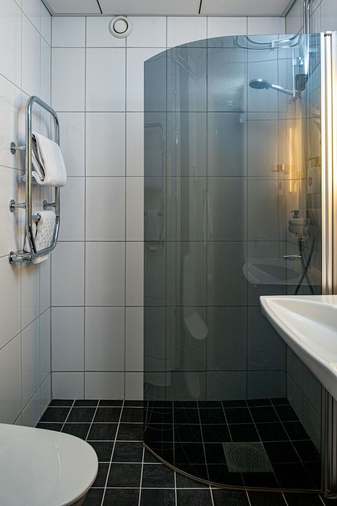 Quality Hotel Statt Double Room (Compact) 2