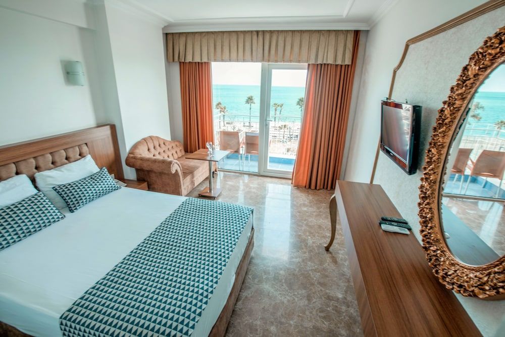 undefined Kristal Beach Hotel 6