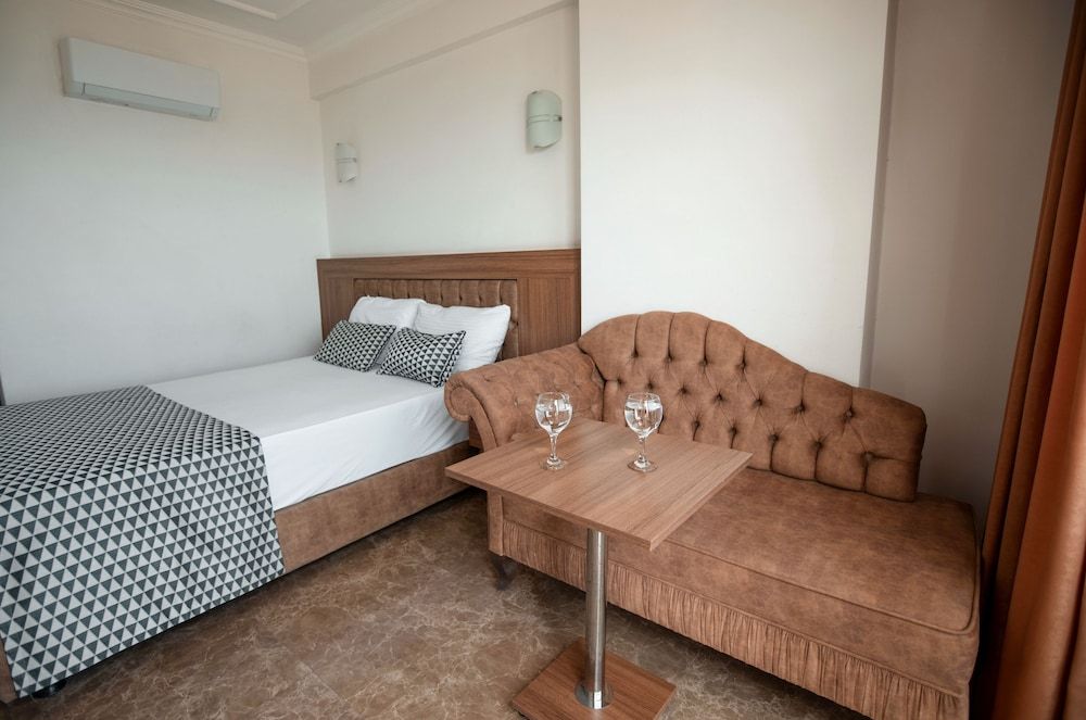 undefined Kristal Beach Hotel 5