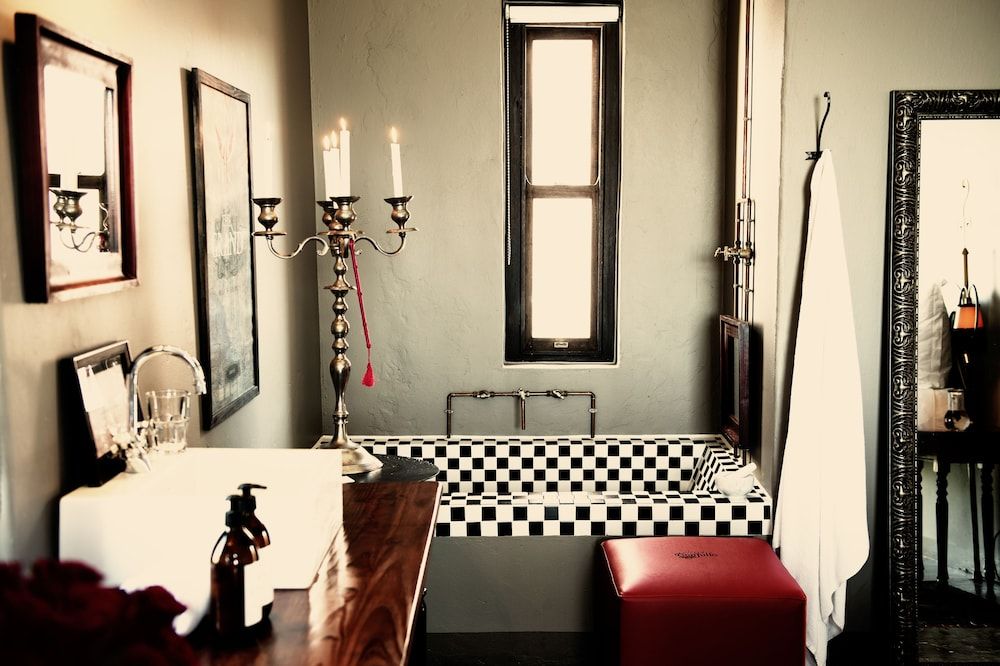 Grand Africa Rooms and Rendezvous Grand Double Room, 1 Double Bed, Ensuite 3