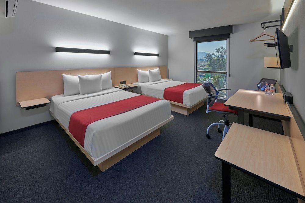 undefined City Express by Marriott Ciudad de México Plaza Central 2