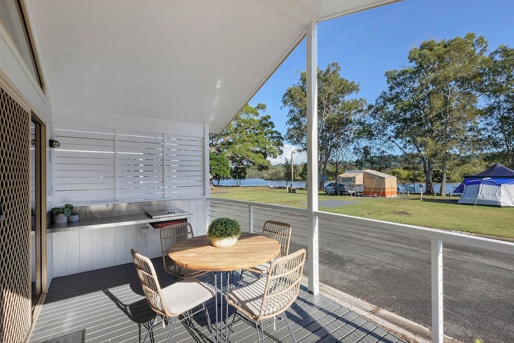 Reflections Ferry Reserve - Holiday Park Premium Cabin - Sleeps 5 - Dog Friendly 4