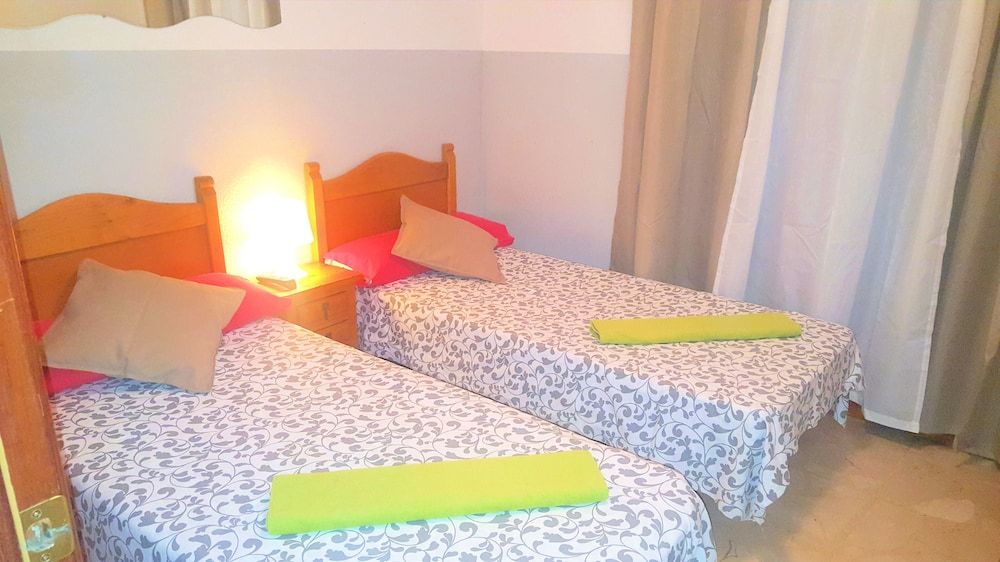 Twin Room, Shared Bathroom