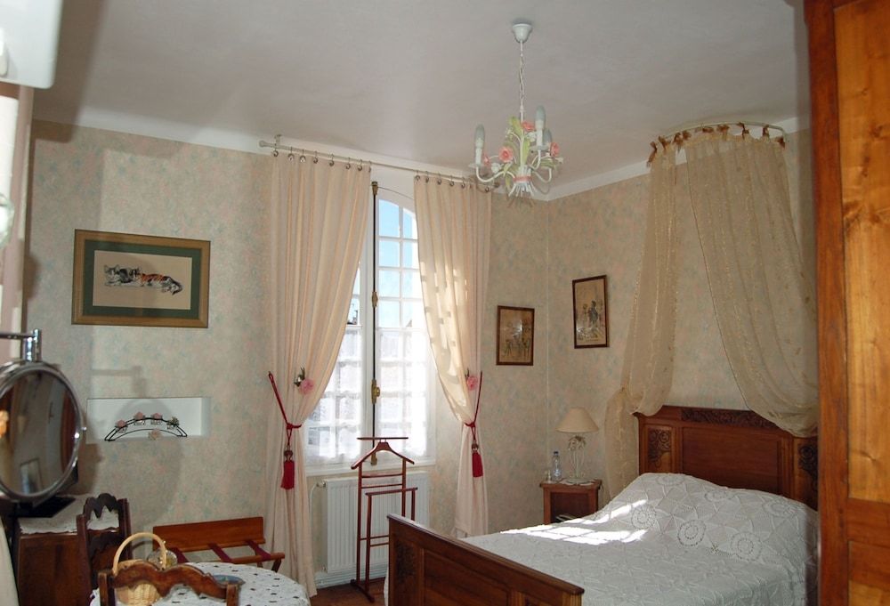 Comfort Room, 1 Double or 2 Twin Beds, Garden View, Garden Area