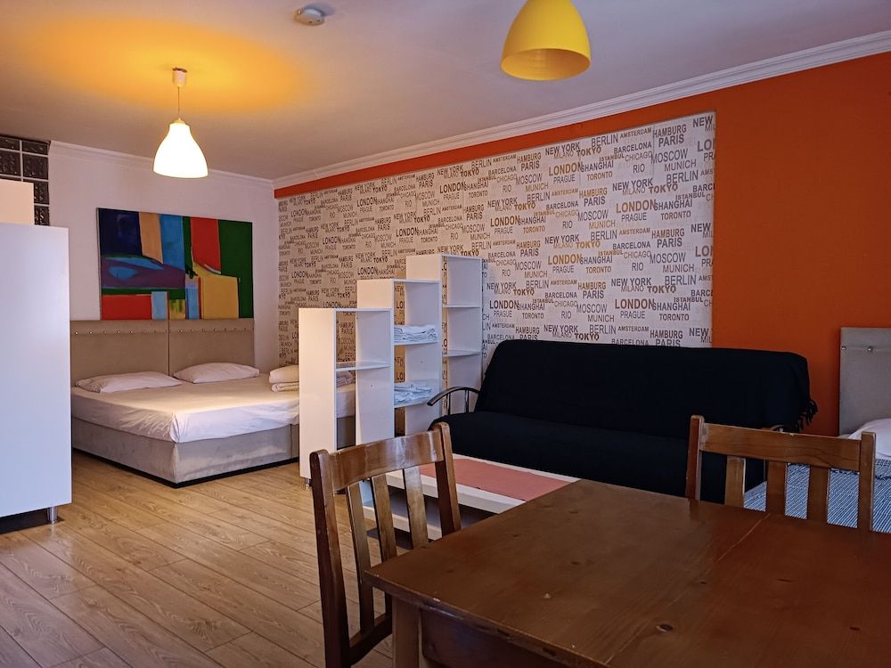 The City Residence Junior Triple Room 8