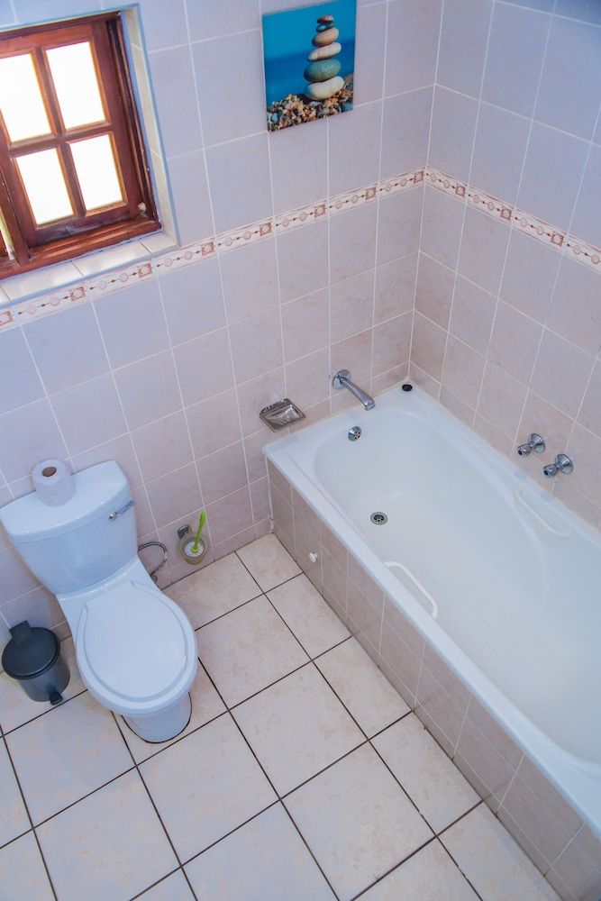 Tranquilo Resorts Lilongwe Executive Room 2