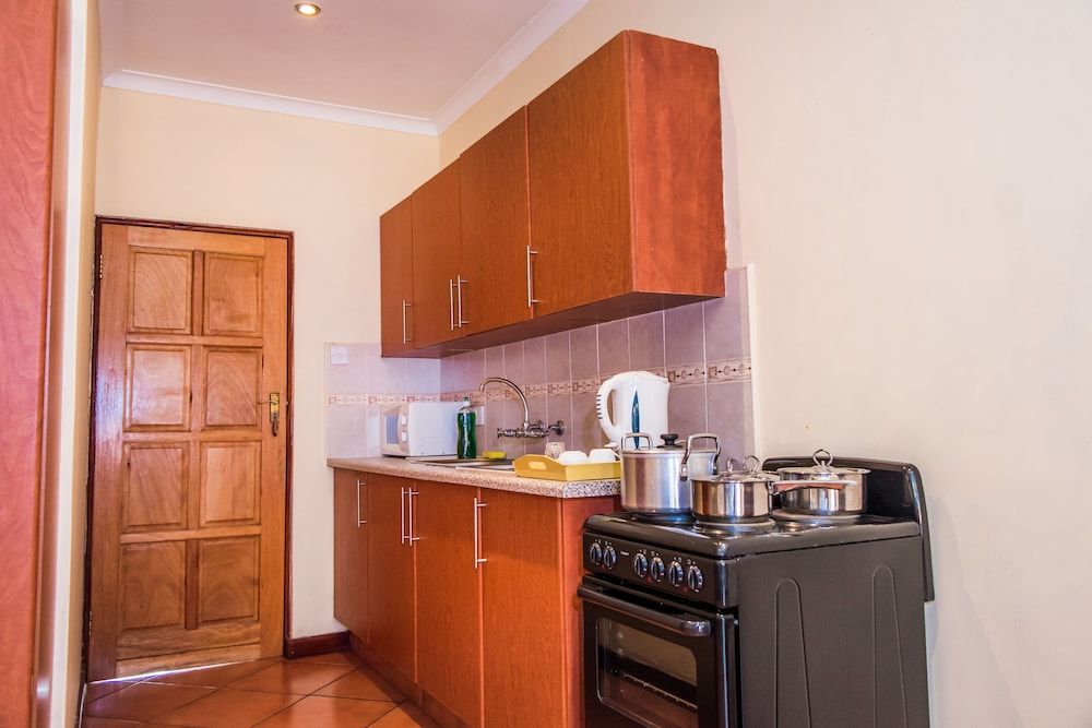 Tranquilo Resorts Lilongwe Executive Room 3